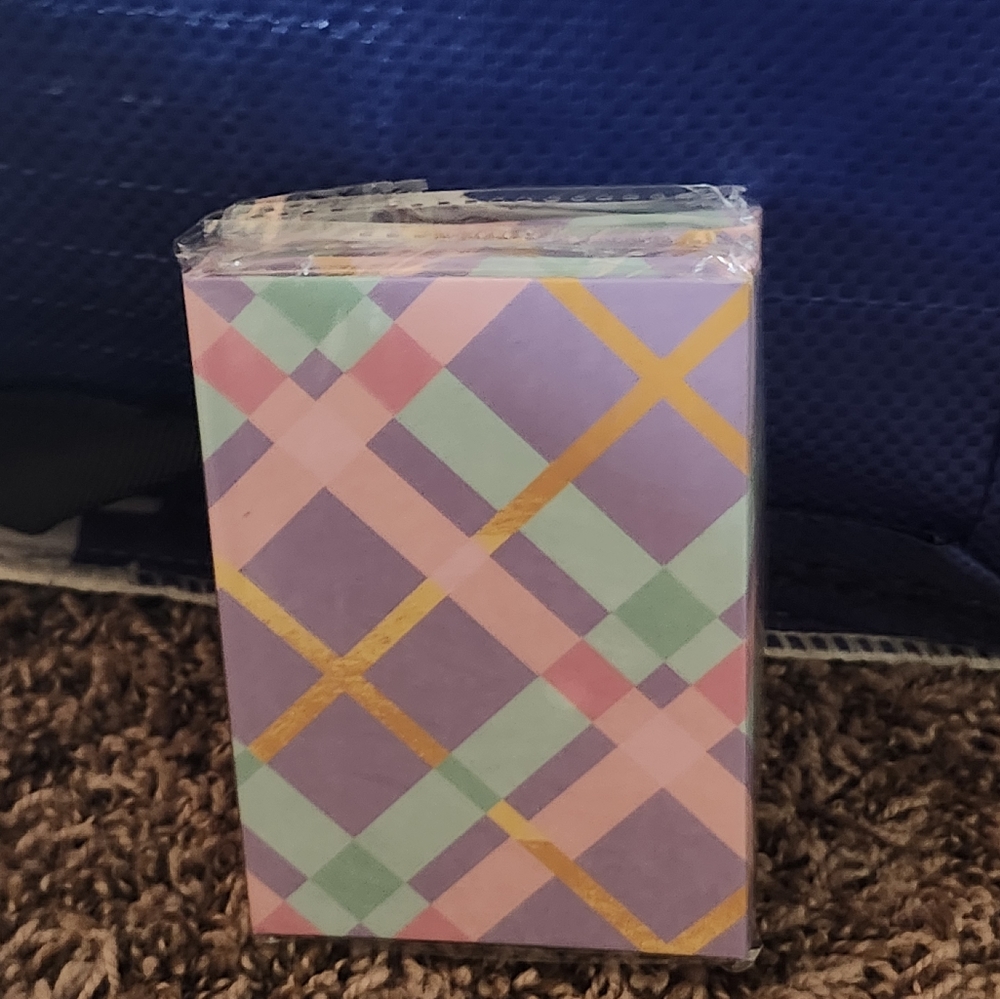 Sticky note and note pad - Picture 2 of 4